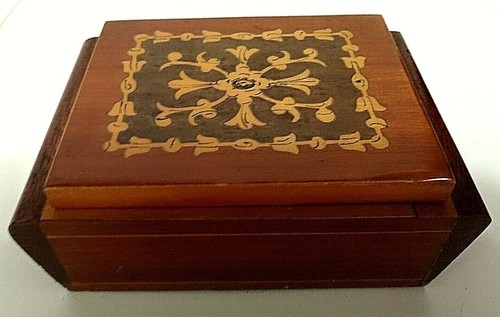 Cofanetto portagioie legno - in,
