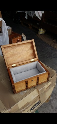 Scatola cofanetto legno - in,